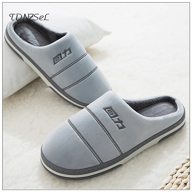 

Lovers Short Plush Winter Warm Indoor Slippers Casual Men&Women Home Bedroom Couple Shoes Leaves Letter Embroider Soft Slipper