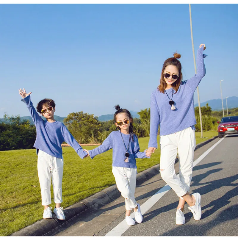 

2018 New Spring Family Matching Outfits Mother and Daughter Long Sleeve Sweatshirt+Pants 2Pcs Suit Mom Kids Clothing Sets CC780