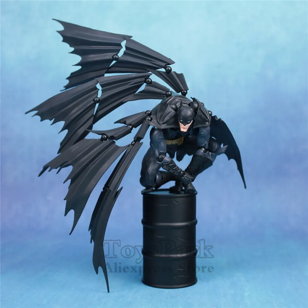 

DC Justice League Batman 6" Action Figure Revoltech Amazing Yamaguchi NO.009 KO's Bat Man Dark Knight Doll Toys