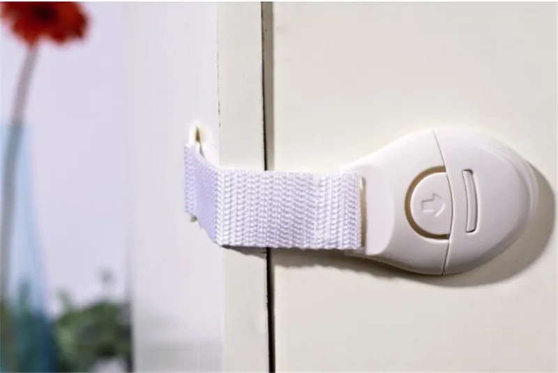 Children Locking Doors for Children's Safety 10Pcs/Lot Child Lock Protection of Kids Plastic Lock Best Selling