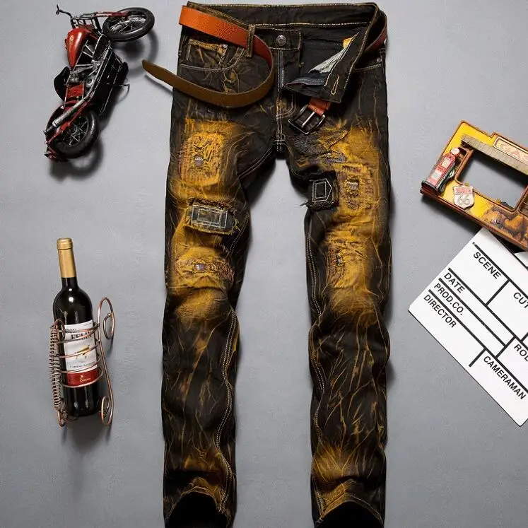 

2017 New Arrival Famous Brand coating Jeans For Men Retro Cave Jeans Male Embroidery Patch Patch Jeans Fit Denim Jeans Pants