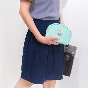 

Cartoon Embroidery Cosmetic Bags Shell Women Zipper Pouch Bentoy Cute Girl Makeup Beauty Organizer Clutch Travel Wash Bag