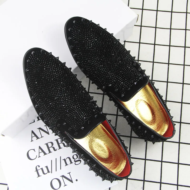 

Designer Dress Shoes Loafers Men's Flat Shoes Suede Leather Rhinestone Rivets Slip On Oxford Shoes For Men Zapato Fiesta Hombre