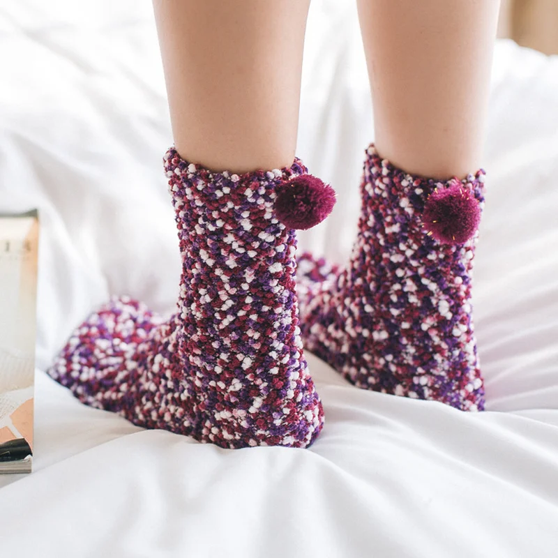 No Box Paper Winter Cute Kawaii Korean Coral Velvet Skarpetki for Women Warm Pompom Funny Socks Gift Box Candy Cake Floor Sock