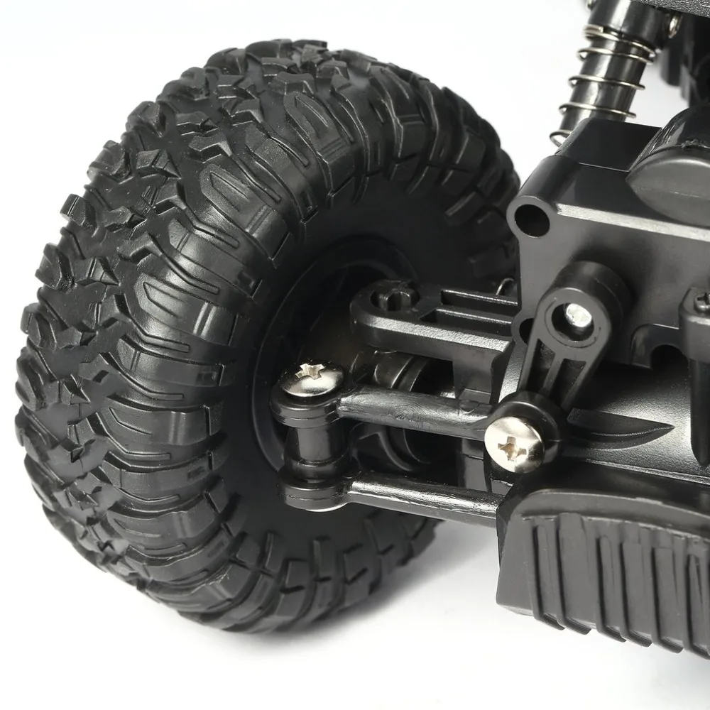 Remote Control Vehicle 1/18 RC Car 2.4G 4WD Alloy Off Road 35km/h RC Climbing Car Rock Crawler Clamber Kids Toys