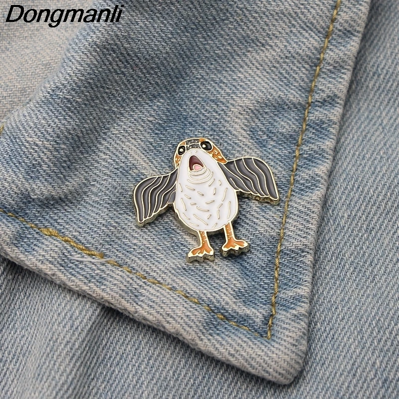 

L2598 Porgs Pins Enamel Brooches for Women Lapel pin Cartoon Metal Badge Collar Jewelry Gifts 1pcs
