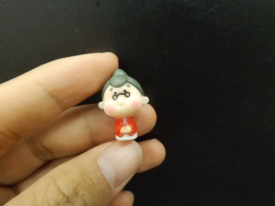 Tiny-F003Grandma (1)