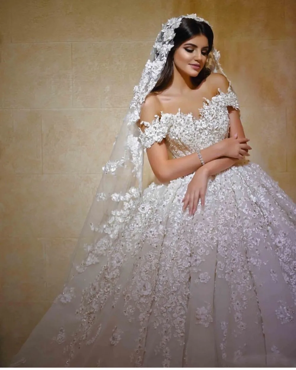 Роскошное арабское бальное платье Дубай Свадебные платья 3D цветочные аппликации новые сексуальные с открытыми плечами расшитые бисером и блестками Пышные свадебные платья
