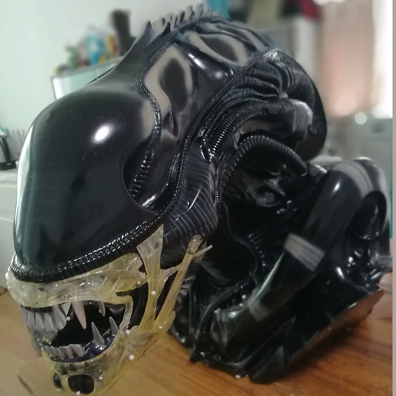 

High Quality 1:1 Life Size Scale Bust Alien Warrior Resin Statue Recast (86cm X 55cm X 49cm)