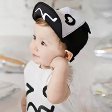 Mignon bébé chapeau casquettes de Baseball garçons filles printemps été chapeau chapeau belle noir blanc chapeau de soleil pour pour 1-3 ans enfants