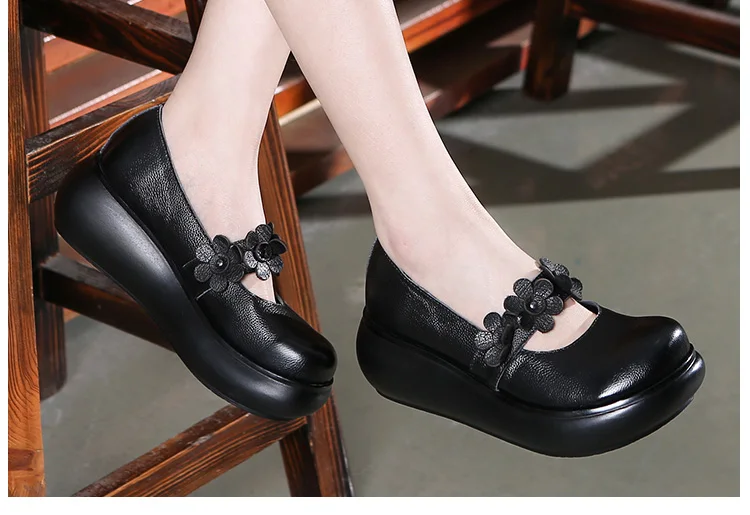 GKTINOO/обувь на платформе из воловьей кожи с цветочным принтом; женская обувь из натуральной кожи на танкетке; повседневная обувь в стиле ретро; коллекция года; удобная женская обувь на высоком каблуке