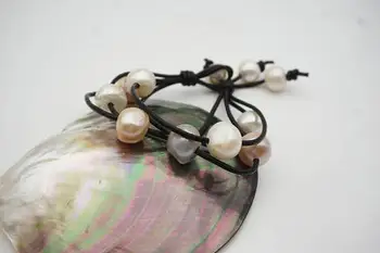 

Genuine Freshwater Pearl Bracelet AA + 9-11MM Natural Color White Pink Purple Pearl 4 Rows Real Leather Bracelet