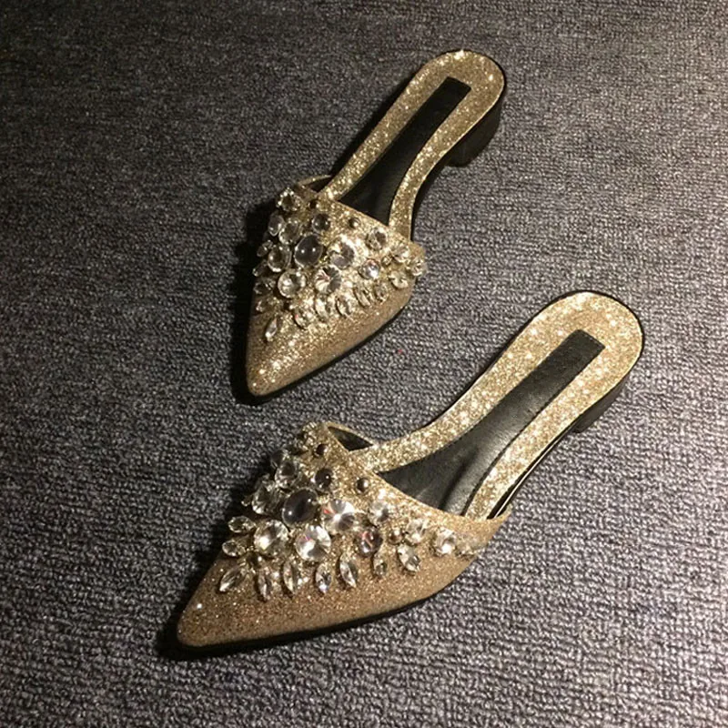 

2018 Hot Spring Summer Shoes Woman Pointed Toe Casual Sexy Mules Slippers Woman Low Heels Designer Crystal Outside Elegant Shoes