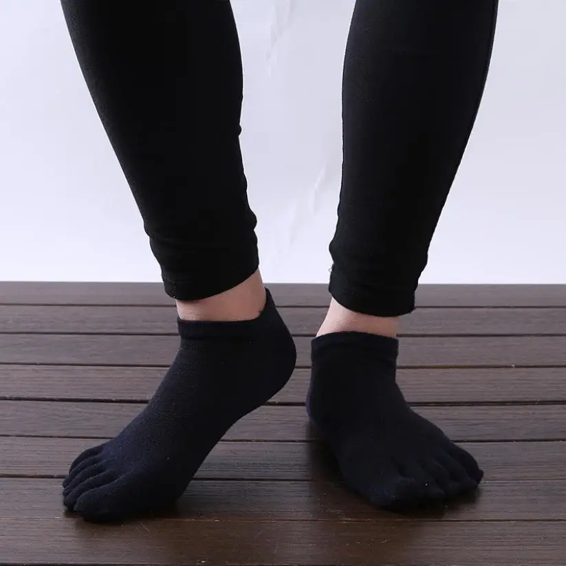 

New Arrival Professional Men's Five Toe Cotton Socks Pure Trainer Finger Socks Breathable Soft Deodorant Elastic Chaussette Sock