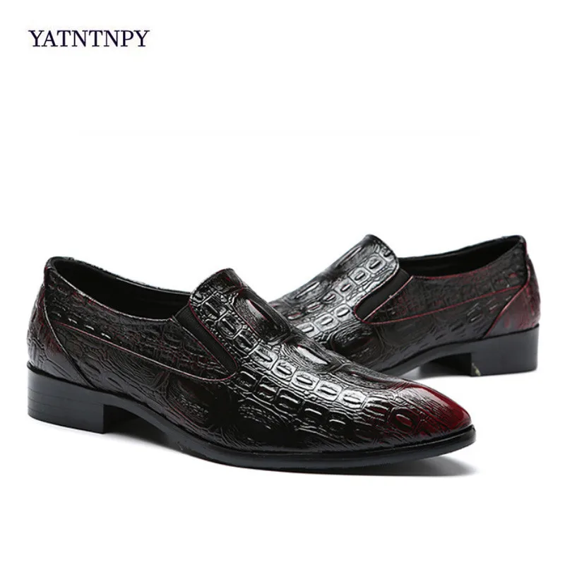 YATNTNPY Новинка PU Мужская обувь с острым узором «крокодиловая кожа» Большие размеры мужская модельная обувь офисная обувь мужская элегантная