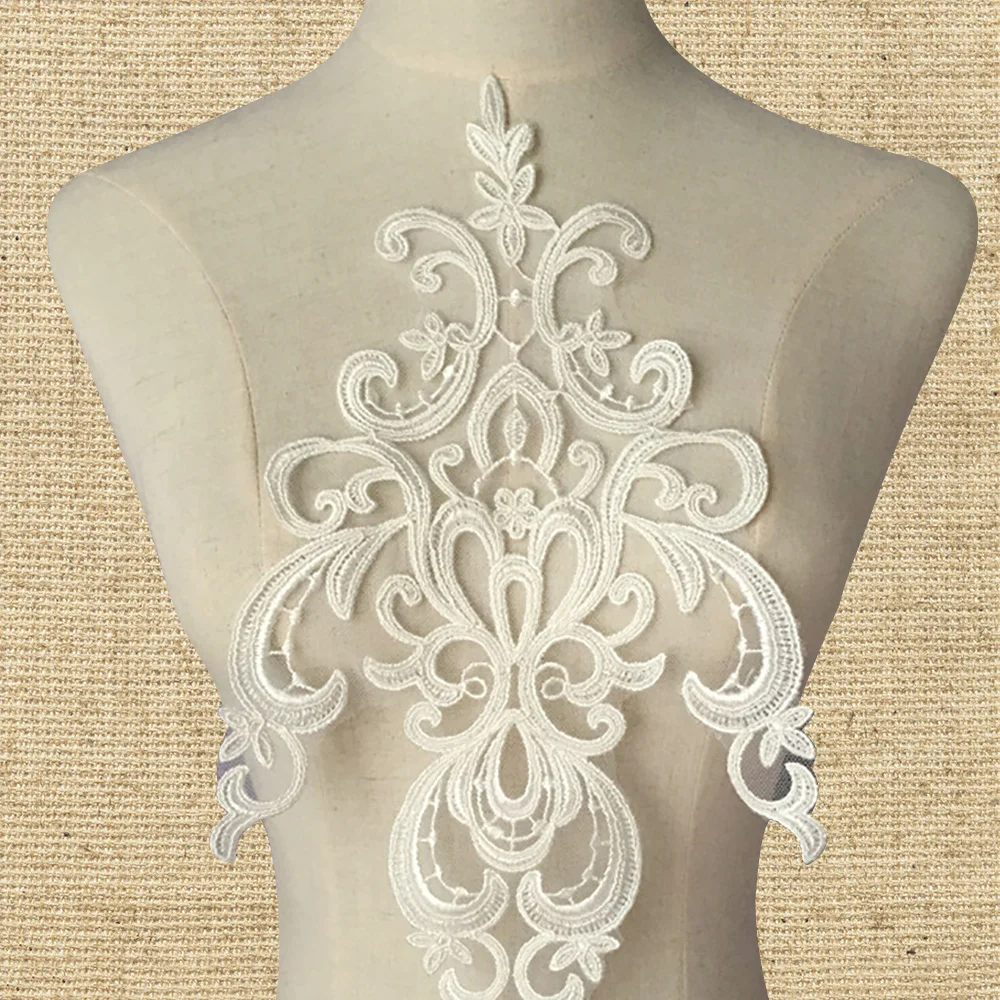 

Lychee Life 1pc White 3D Flower Lace Neckline Collar Embroidery Lace Collars DIY Sewing Dress Material