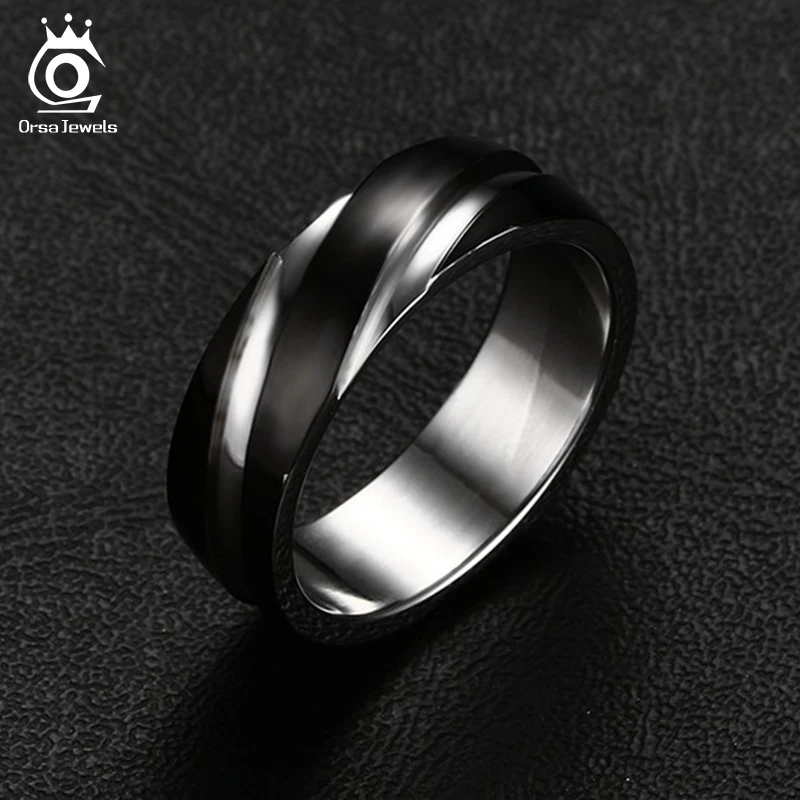 ORSA JEWELS 2018 New Fashion Daily Wear Rings Top Quality Lead & Nickel Free Black Color Stainless Steel Men Party Rings OTR60