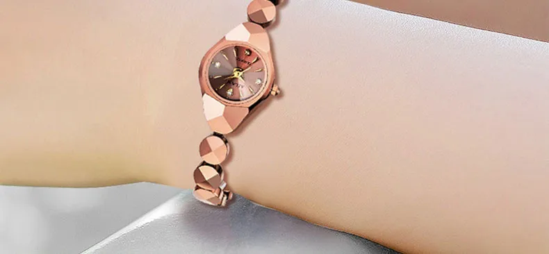 clock fashion
