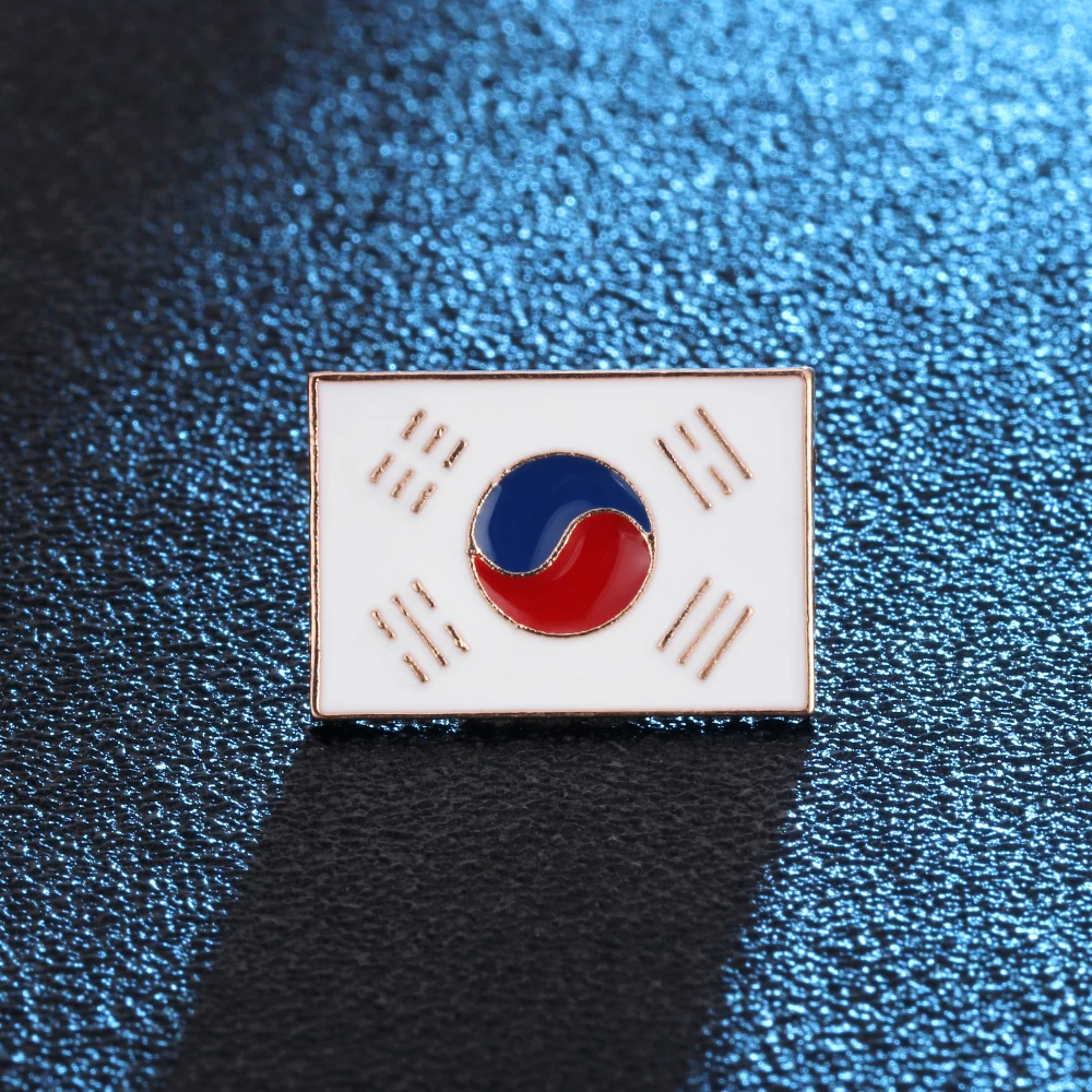 

New Exquisite Enamel Korea Country Logo Pin Brooch Denim Pin Buckle Shirt Badge Gift Jewelry