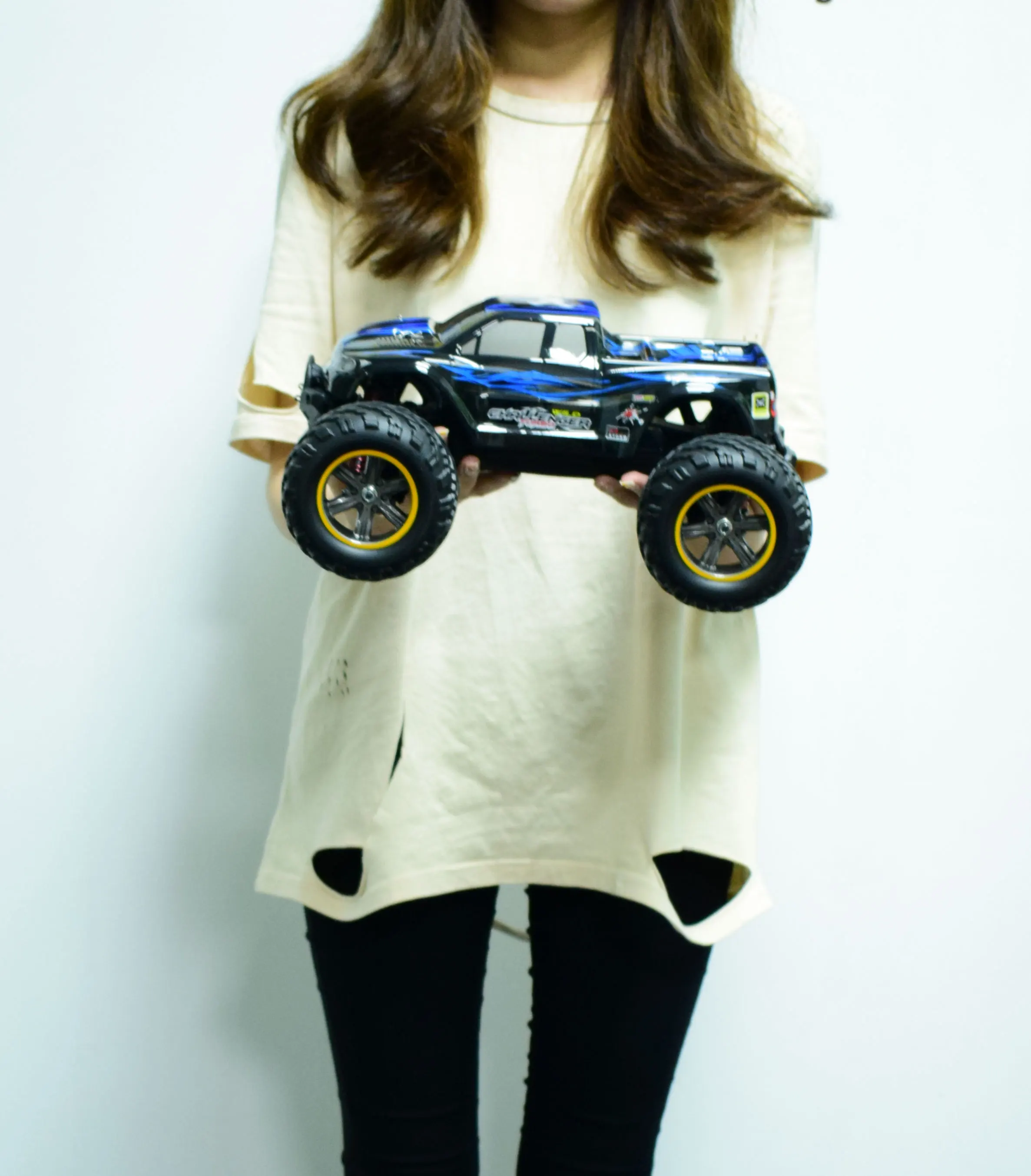 GPTOYS Foxx S911 2 4 ГГц 2WD 1/12 масштаб 33 км/ч высокая скорость большие колеса щетка