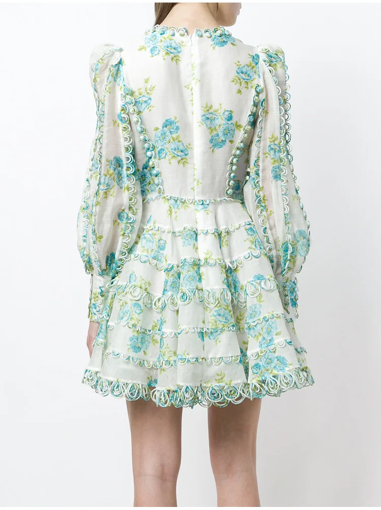 8852481551_1920795827