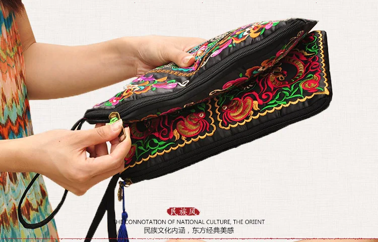 Women Clutch Evening Bag Embroidery Flower Wallet Ladies Leisure National Hand Bags Purse (3)