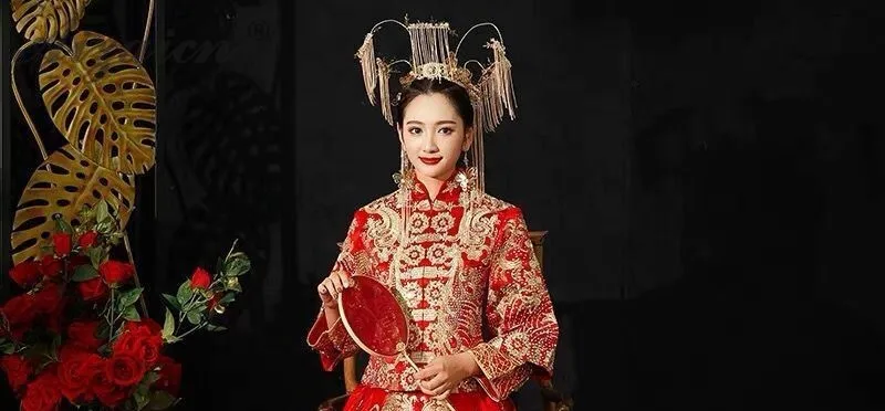 Новая красная плиссированная юбка Chinoise невесты длинное Cheongsam Современное женское традиционное китайское свадебное платье Ципао Восточное