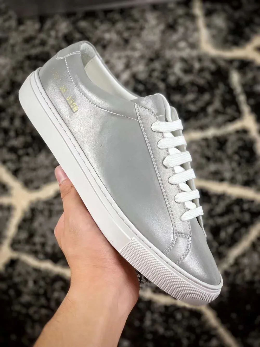 

2019 new breathable non-slip leisure small white shoes for men and women double rubber soles