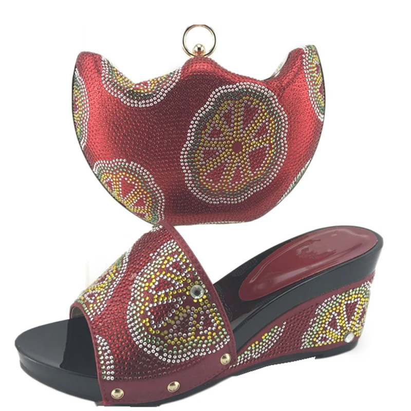 Sac Africain Noir La Assorties Noir Dans Italienne Et Chaussure Correspondant Set Femmes 2017 Couleur Sacs À or Chaussures Italien Ensemble Rouge Nouveau Dernières vin rose d8Rx7vwIq8