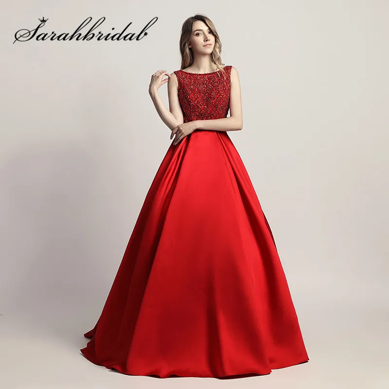 Billige Stunning Perlen Frau Abend Party Zeremonie Kleider Dubai 2019 Lange Kleid O Neck Satin In Lager Bodenlangen Abendkleid CC443