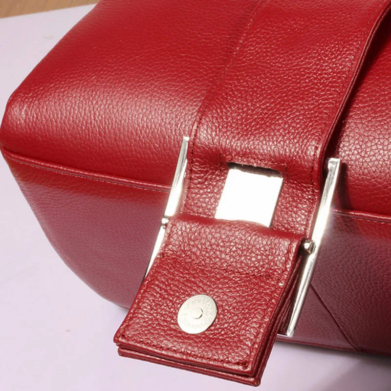 BL661Red03