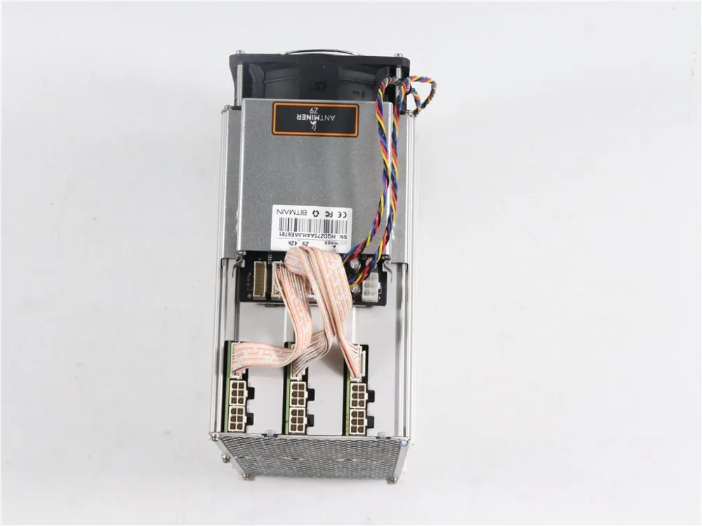 Б/у Asic Equihash Miner Antminer Z9 42k Sol/s ZCASH Miner Mining ZEC ZEN BTG экономичный чем Innosilicon A9 Antminer S9 S11 S15