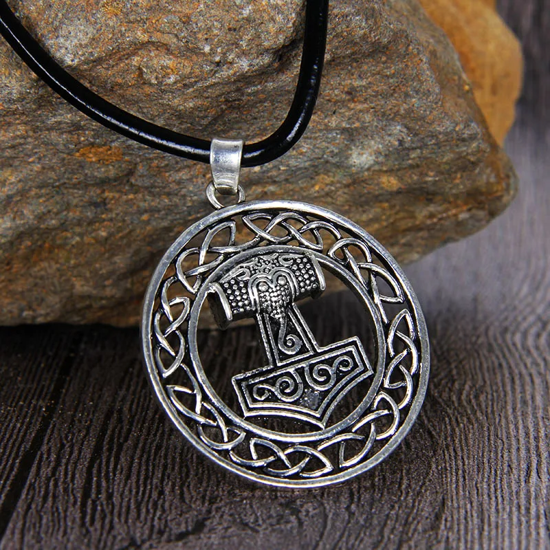 

Nordic Viking Necklace Pendant Indian Jewelry Fashion Accessories Antique Silver Plated Leather Rope Men Women