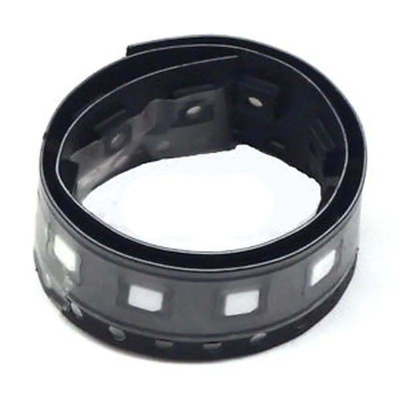 SI7021-A10-GM1R SI7021-A10 SI7021 ИК датчик температуры RH 2% DFN Новый и оригинальный |