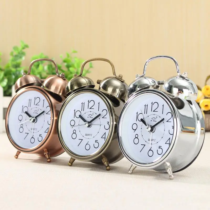 

Creative Retro Alarm Clock Vintage Silent Pointer Clocks Round Number Dual Bell Loud Alarm Clock Bedside Night Light Home Decors