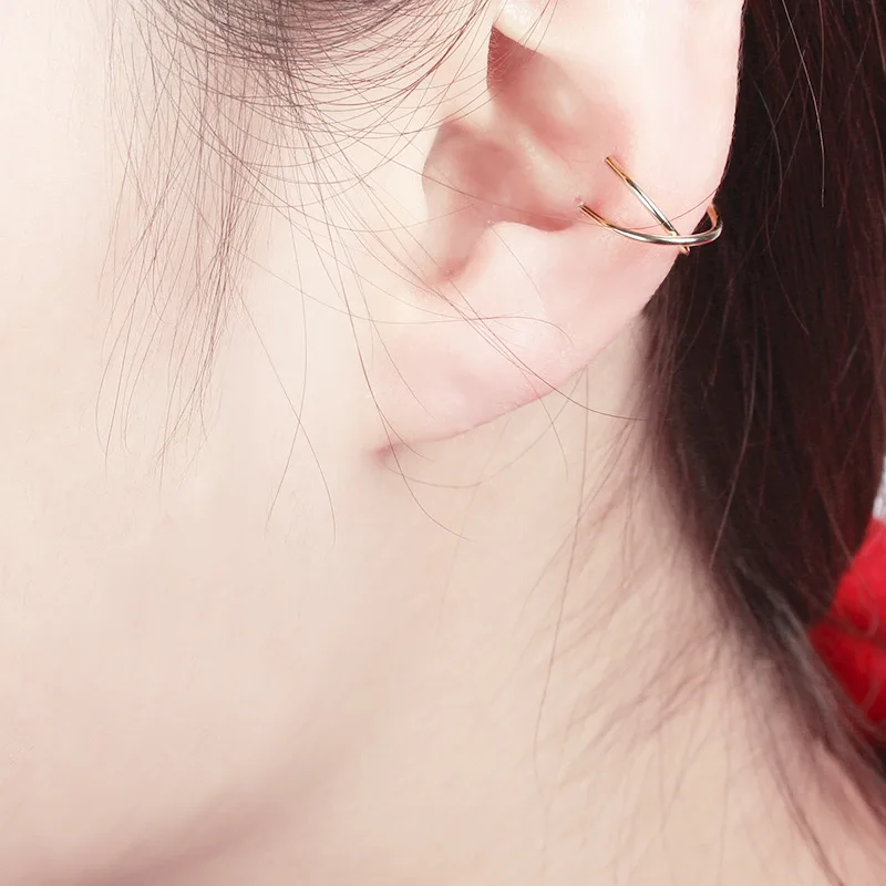 

Middle East Africa Dubai best selling simple cross ear clips Personality double C cartilage U-shaped double earless earrings