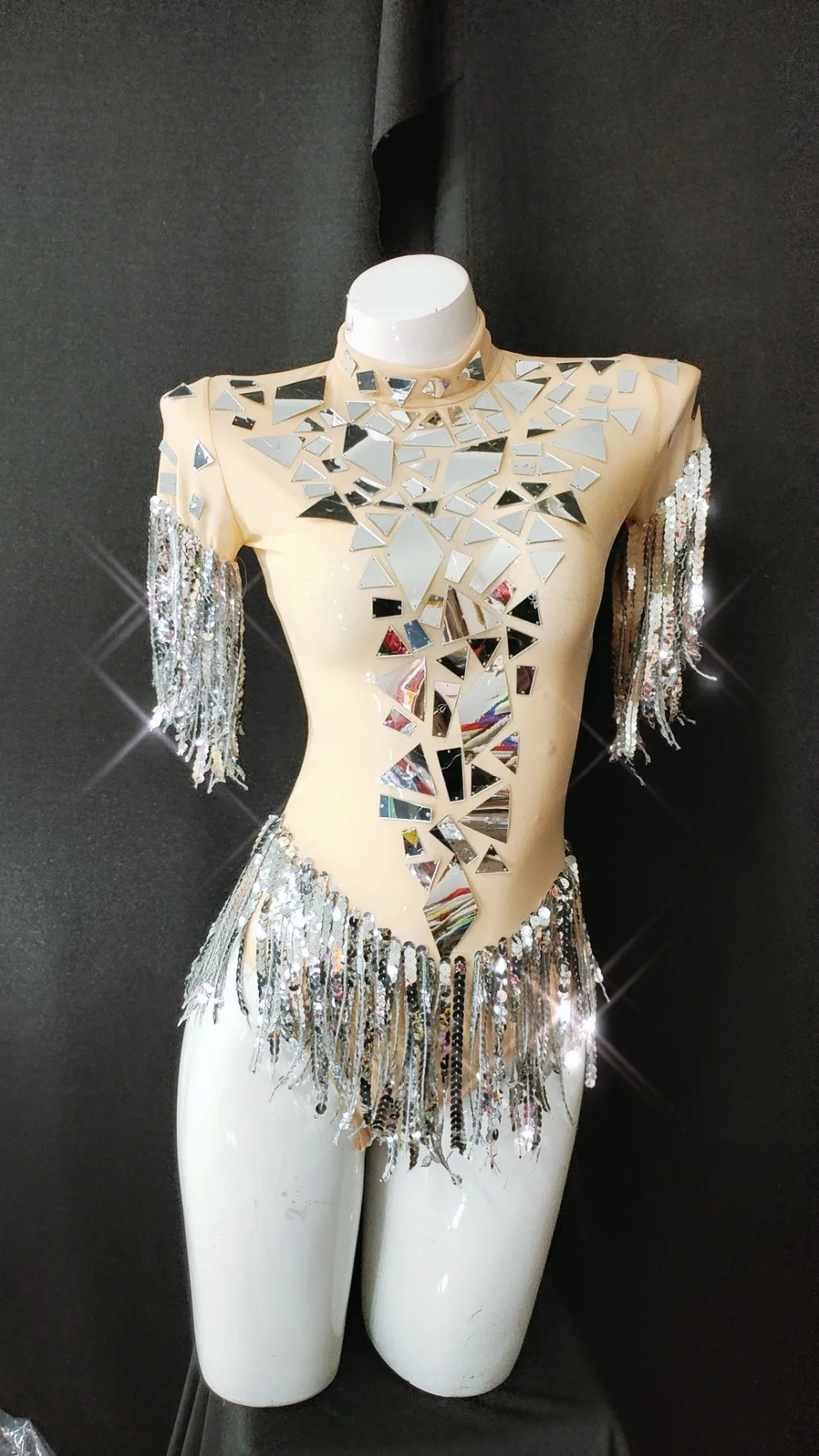 Телесного цвета пикантные серебряные зеркала купальник для танцев костюм Для женщин бахромой боди вечерние Show ночной клуб бар женский для сценического выступления певца одежда