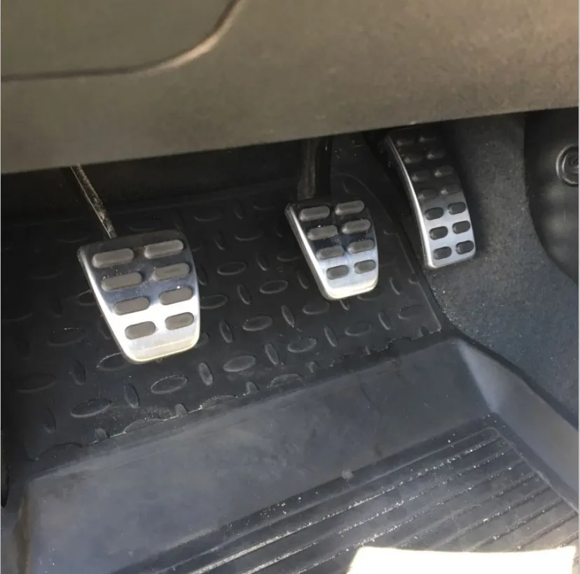 

Stainless Steel Car Accelerator Gas Brake Pedal Clutch Pedals Case for Hyundai Verna Solaris Sedan Hatchback 2012 - 2015 Parts