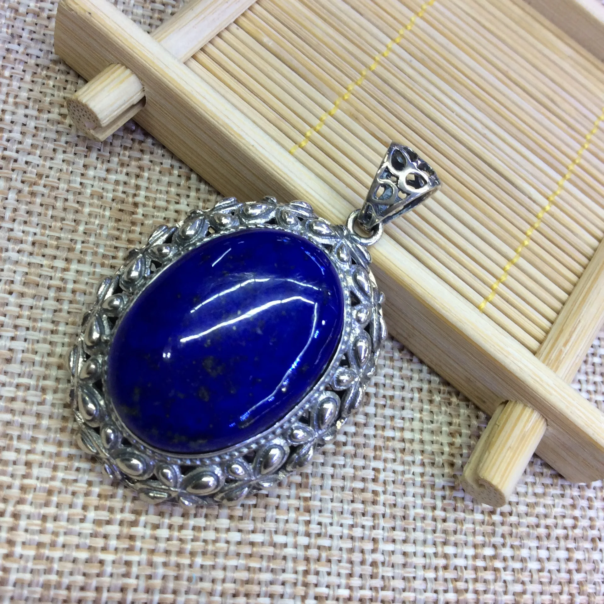 [S925] longnice silver  Thai silver inlaid natural Lapis Butterfly Pendant ornaments Afghan side