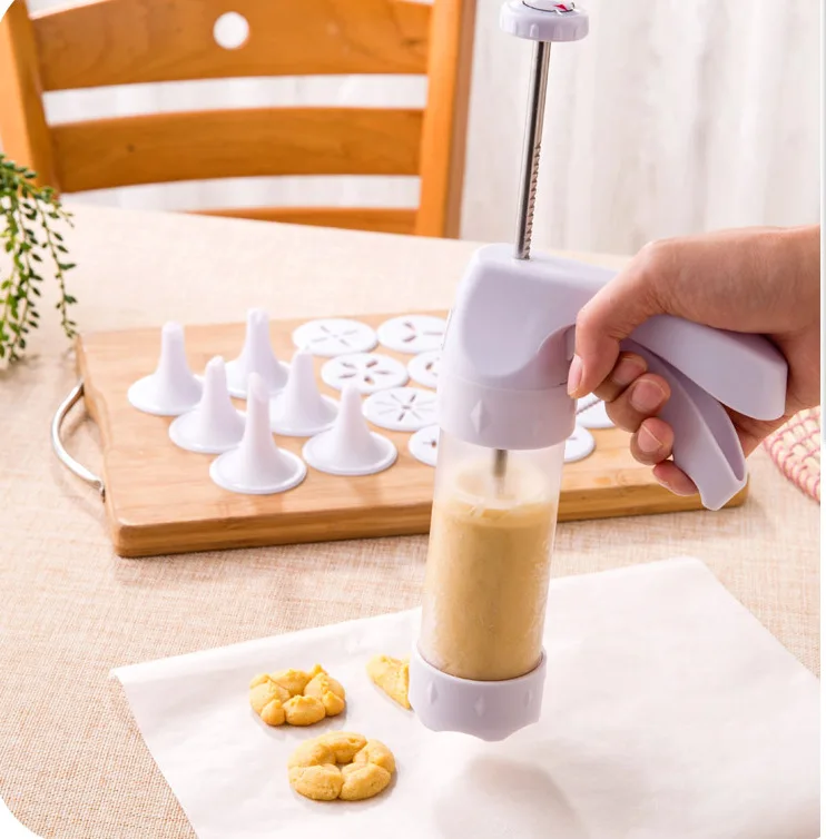 

19Pcs / Set Cream Nozzles Pen Dessert Decorators Cake Decorating Icing Piping Cream Syringe Muffin Pastry kitchen Cake Tool