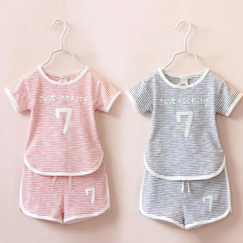

Children's Wear New 2019 Short Sleeve Suit Korean Sports Striped T-shirt Shorts Boys Girls Set