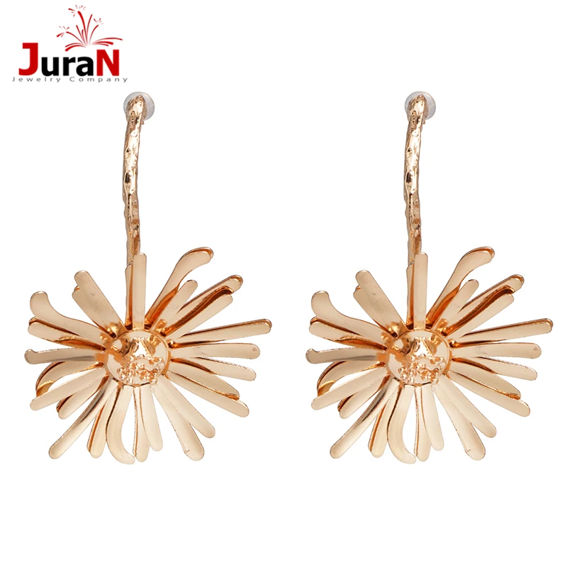 

Vintage Flower Gold Color Punk Statement Earrings Fashion drop Earrings For Women Wedding Jewelry Gifts