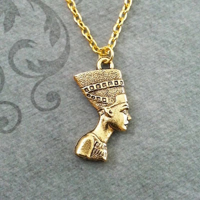 

Fashion Ancient Egyptian Queen Pharaoh Hip-Hop Fatima Pendant Egypt Nefertiti Head Portrait Necklace
