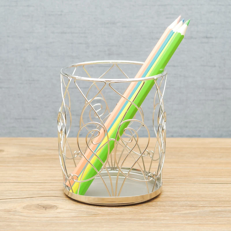 F8 BEAUX ARTS PENCIL CUP/HOLDER WORLD CUP GAME/MATCH STAINLESS HAND