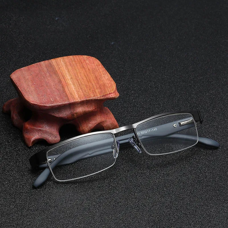 

Xinfeite reading glasses New fashion metal half frame gradient comfortable for old men and women X2