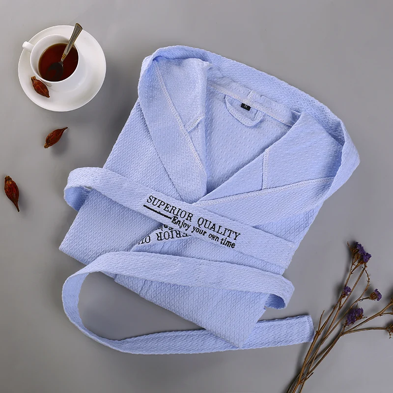 Top Qualität Baumwolle Bademantel Männer Mit Kapuze männer Robe Waffel Warme Lange String Bademantel Paar Hotel Hause Nachthemd Braut Brautjungfern