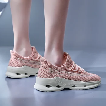

Leader Show Woman Sport shoes Outdoor Breathable Flyknit Women Running Shoes Trend 2019 New Zapatillas Mujer Run Shoes Woman