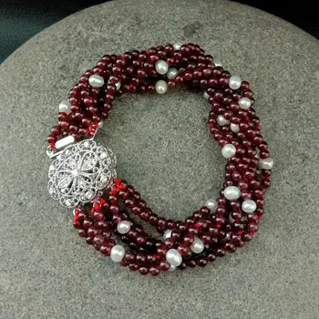 

8" 8 Strands White Pearl Garnet Bracelet
