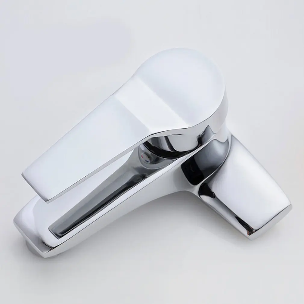 اثنين قطعة حوض صنبور الحمام الغرور حوض اثنين حفرة الساخنة والباردة صنبور المياه