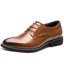 2018 New High Quality Genuine Leather Men Brogues Shoes Lace-up Bullock Business Dress Men Oxfords Shoes Male Formal Shoes цена 2018 New High Quality Genuine Leather Men Brogues Shoes Lace-up Bullock Business Dress Men Oxfords Shoes Male Formal Shoes цены онлайн